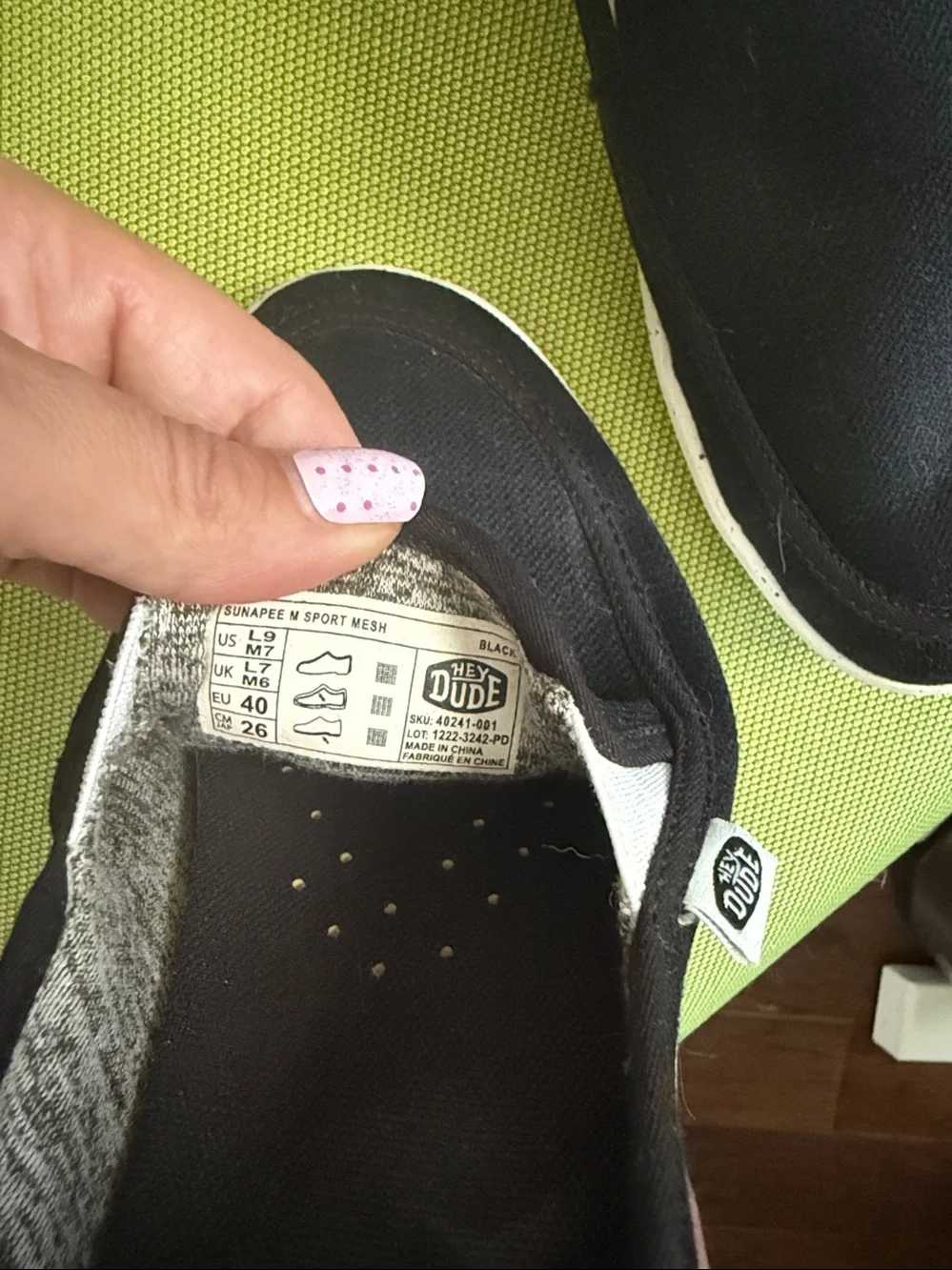Hey Dude Black Slip On EUC W9